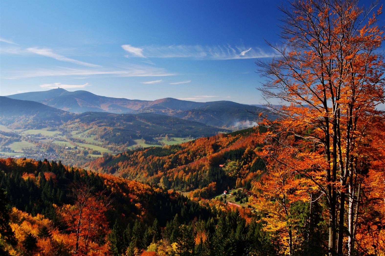 Pustevny - výhled na Lysou horu